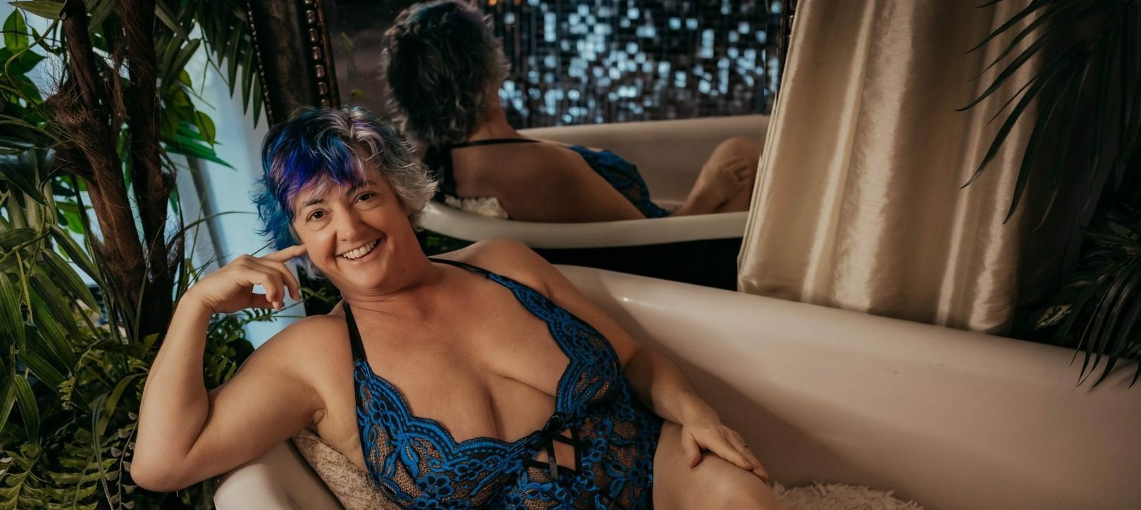Tantra Washington | Everett, Washington | Tracy Lee