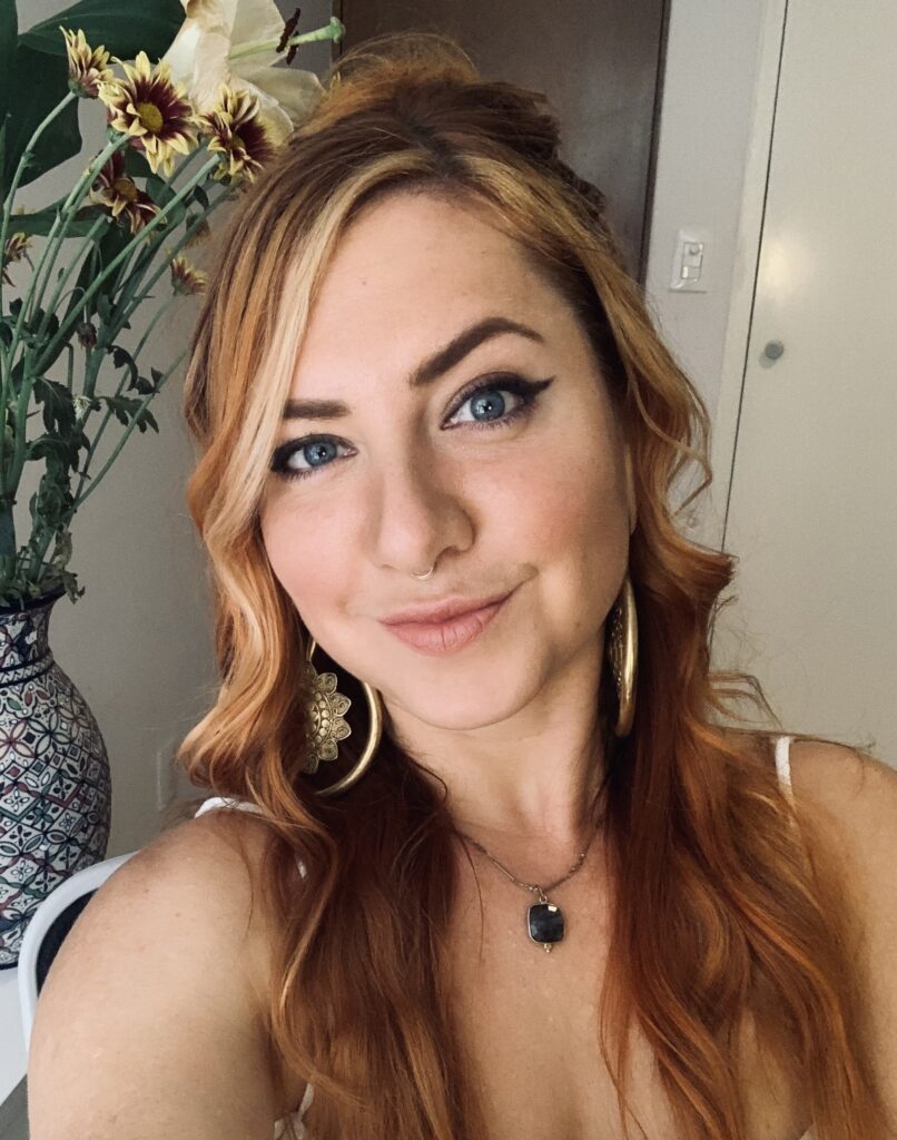Sureya Leonara showing off her beautiful face