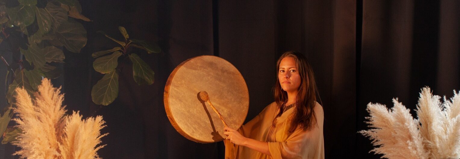 Men’s Intimacy Guide | Seattle,WA | Priestess Hannah